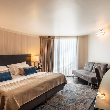 Daniel Herzliya Hotel Екстер'єр фото A room at the hotel