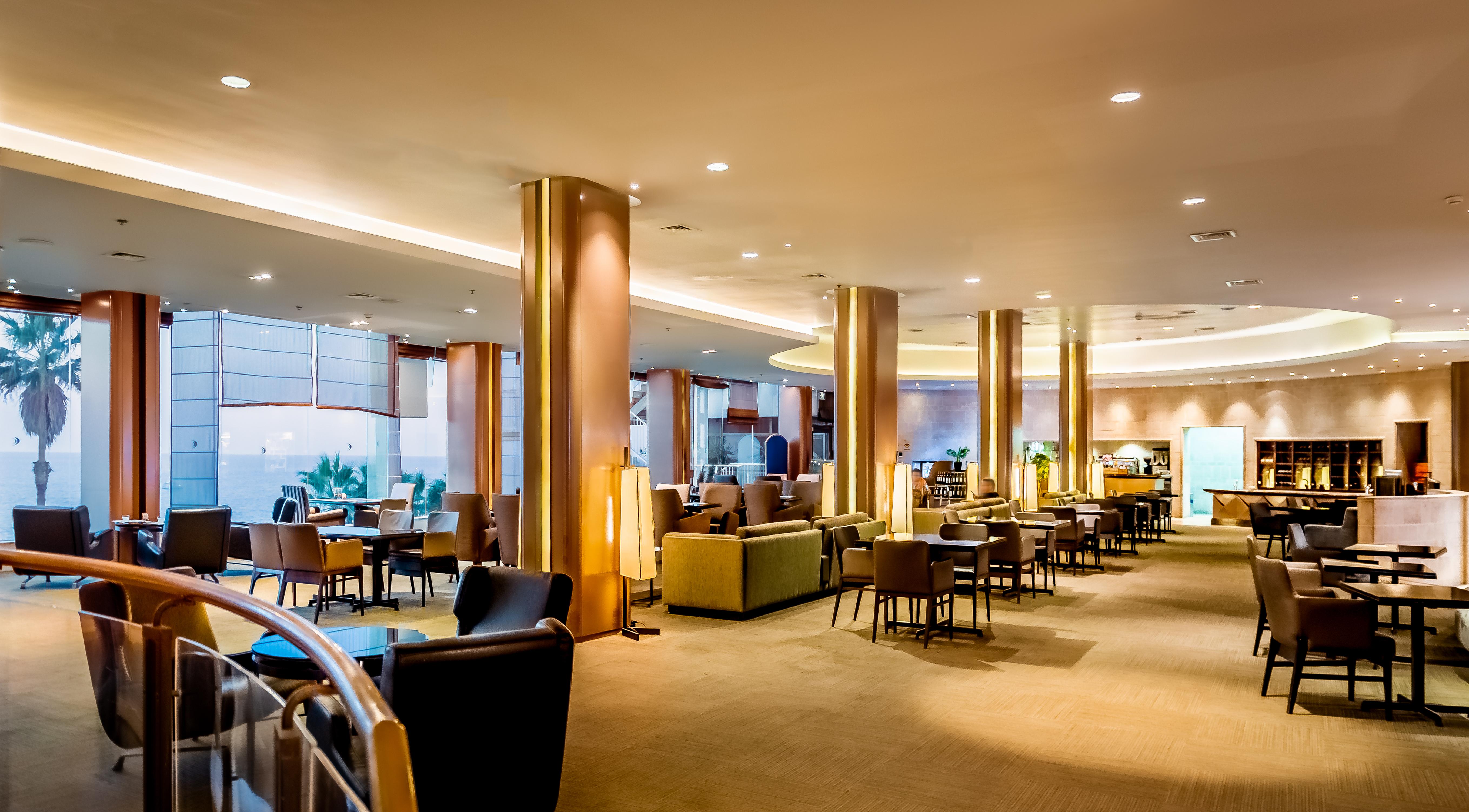 Daniel Herzliya Hotel Екстер'єр фото The lounge at the airport